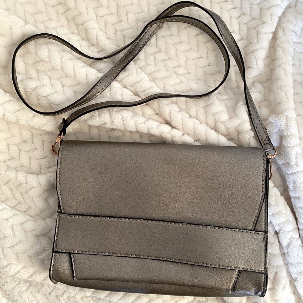 ❗️SOLD❗️Summer & Rose Celine Crossbody